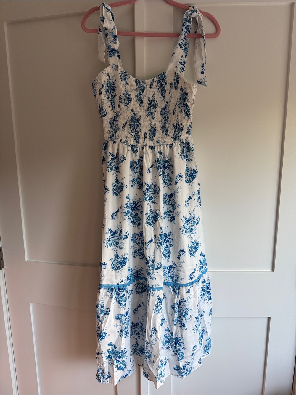 Amazon White and Blue Floral Tie-Shoulder Midi Dress. Lined skirt.